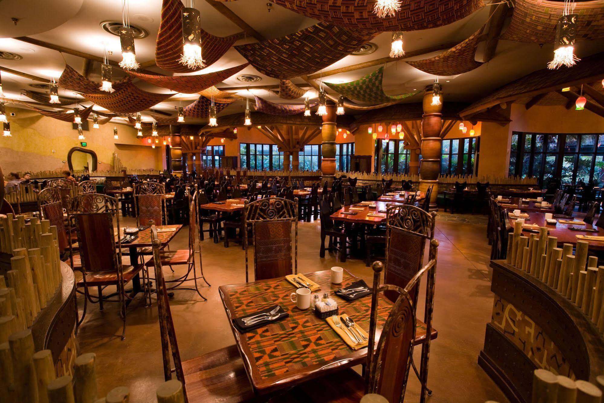Disney'S Animal Kingdom Villas - Jambo House Celebration Exterior photo